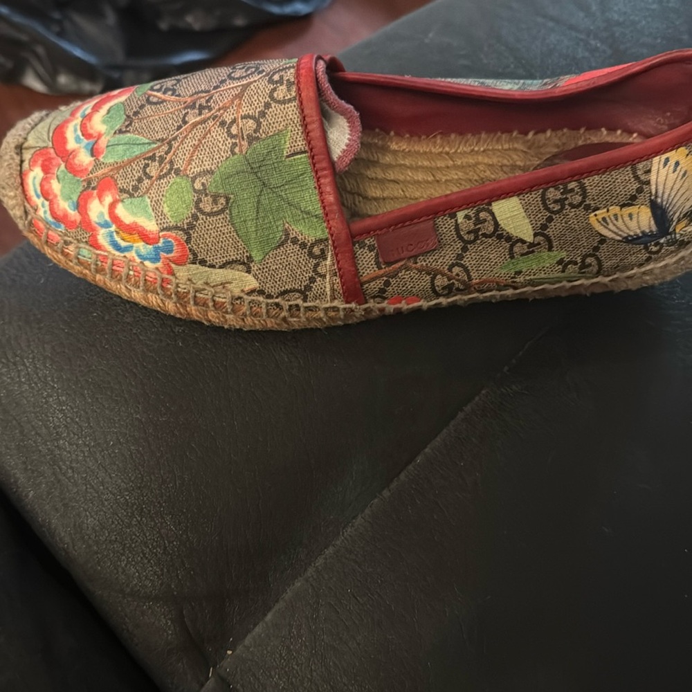 Pre owned Gucci shoes